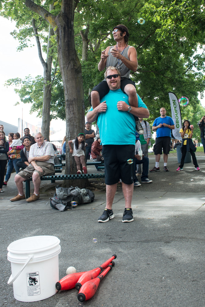 Goofy and talkative street artists grabbed passersby with their antics