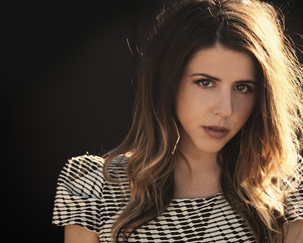 Jillette Johnson plays Barboza tonight.