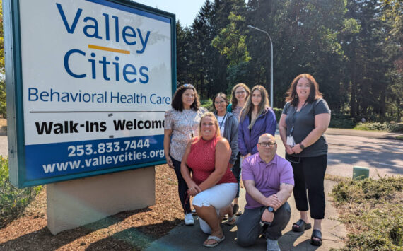 Federal Way Clinic staff outside the clinic. Photo courtesy of Valley Cities Behavioral Health Care.